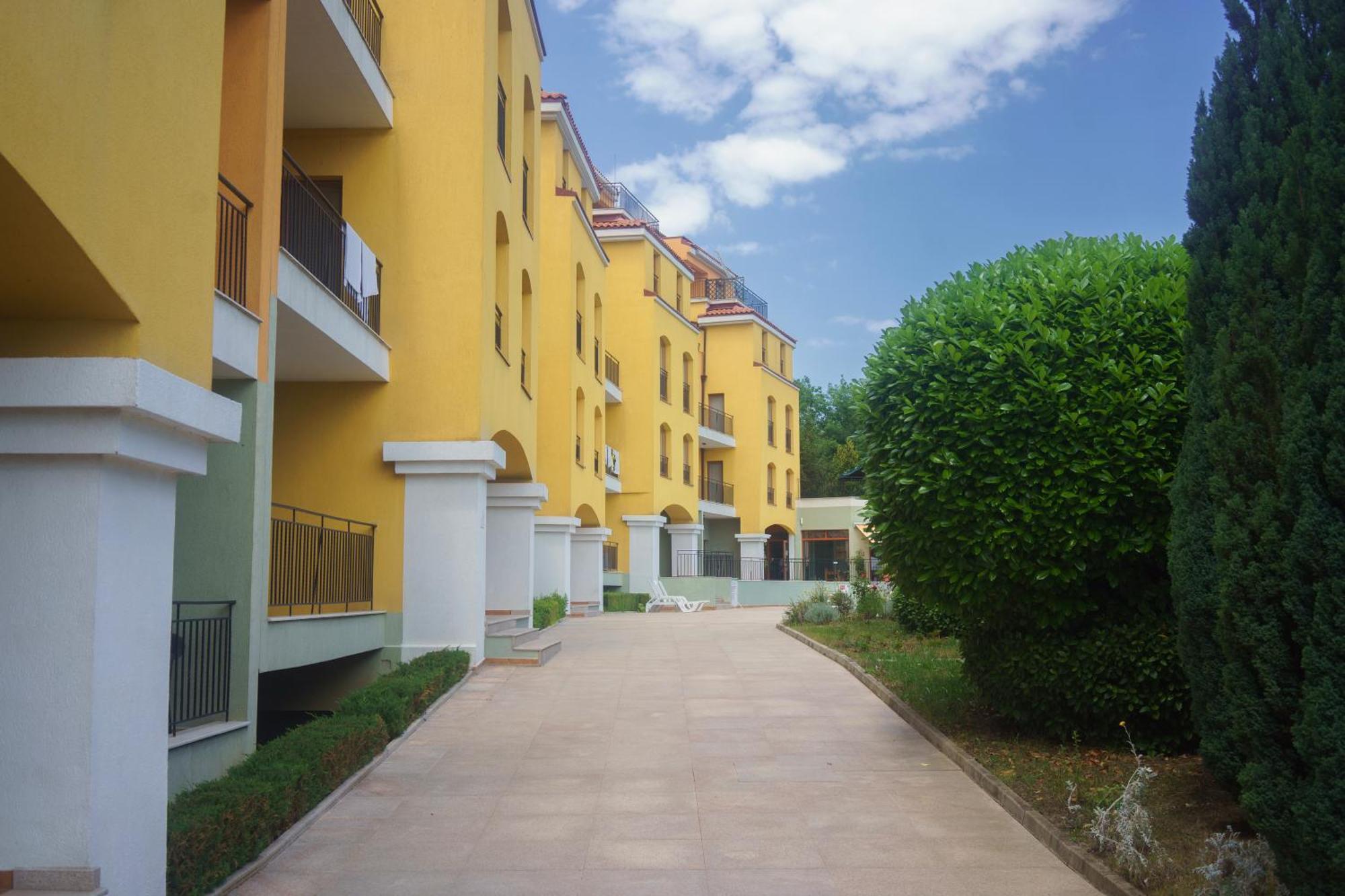 Serena Residence Aparthotel - All Inclusive Sozopol Esterno foto